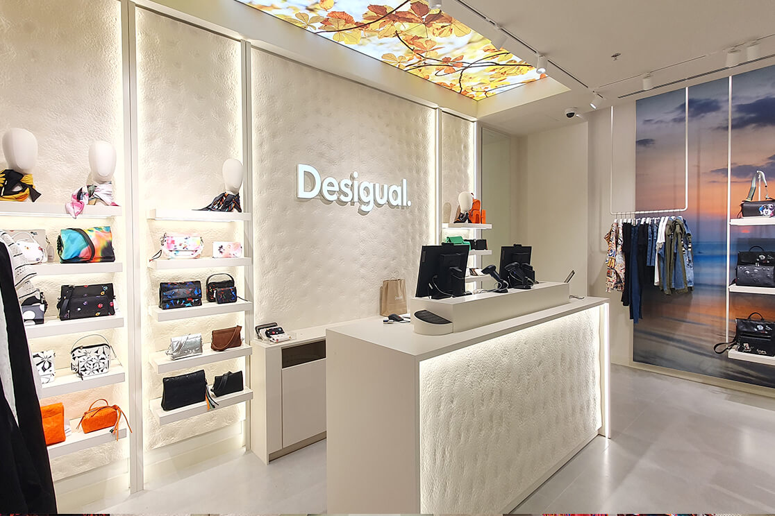 DESIGUAL EMIRADOS ARABES UNIDOS 9